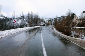 Gümüşhane’de tanker ve tır çarpıştı: 1 yaralı