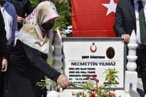 Necmettin Öğretmen şehadetinin 4.yılında kabri başında anıldı