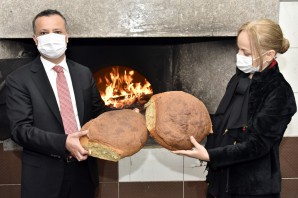 Vali Taşbilek: Araköy ekmeği bizim için çok kıymetli