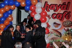 Hayal Cafe Açıldı