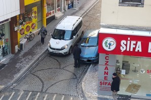 Gümüşhane’de kaldırım üzerine park edenlere af yok