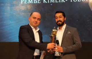 ‘Pembe Kimlik’ en iyi ikinci film seçildi