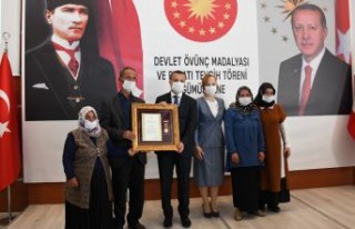 Devlet Övünç Madalyaları tevcih edildi