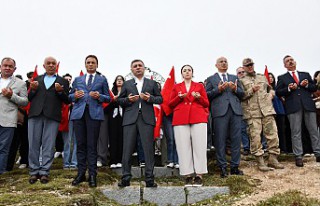 Gümüşhane'de gençler tarihi yerinde öğreniyor