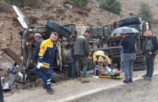 Gümüşhane-Şiran karayolunda trafik kazası: 2...