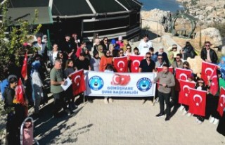 Türk Büro-Sen, 29 Ekim’i Halfeti’de Türk Bayraklarıyla...