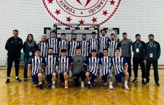 Şiran Yıldız Spor Hentbol Takımı play-off için...