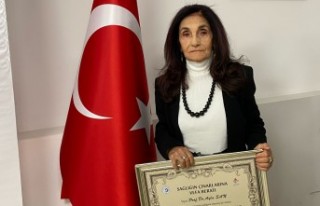 Prof. Dr. Ayla San’a büyük onur