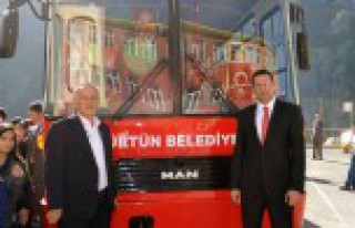 Kürtün'e İlk Otobüs Geldi