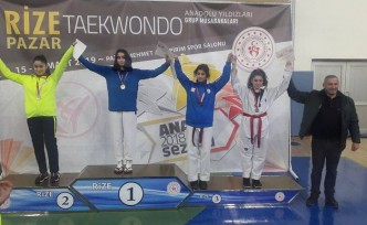 Taekwondoncularımız yarı finalde