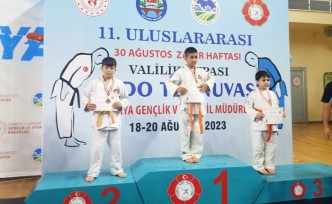 Judo takımımız madalyalarla döndü