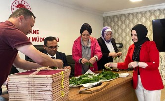 Gümüşhane’de ipek böceği larvaları üreticilere teslim edildi