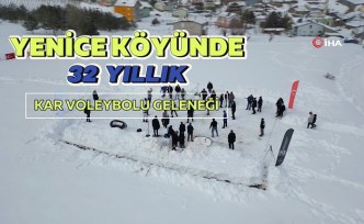 Gümüşhane’nin Yenice köyünde kar voleybolu geleneği 32 yıldır sürüyor