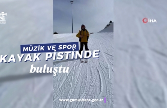 Kayak pistinde müzik ve sporu buluşturdu