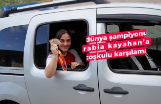 Annesine verdiği sözü tuttu bilek güreşinde dünya şampiyonu oldu